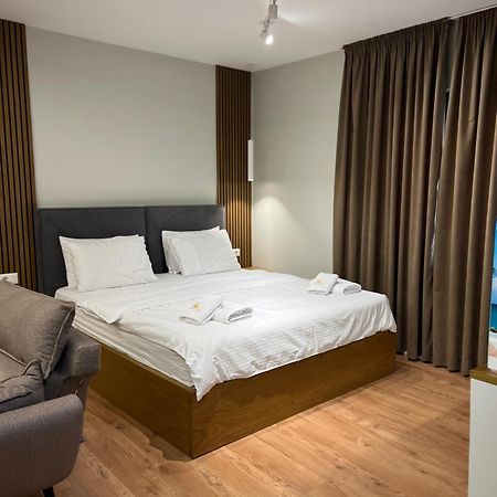Hotel Pazari Korce Esterno foto