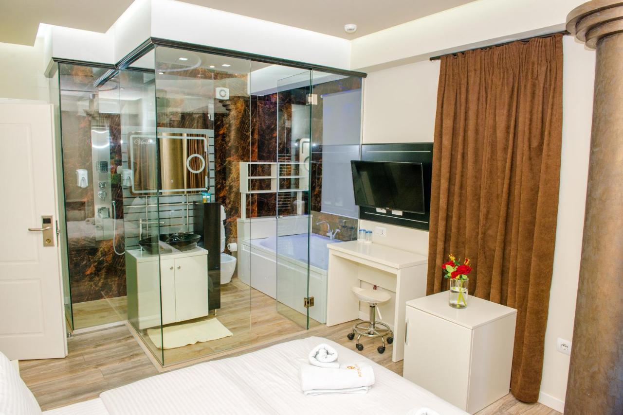 Hotel Pazari Korce Esterno foto