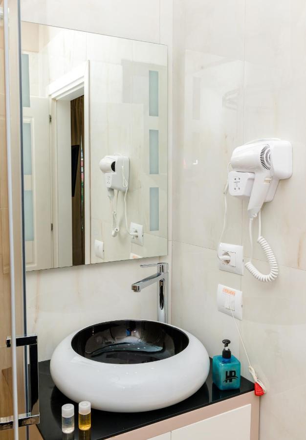 Hotel Pazari Korce Esterno foto