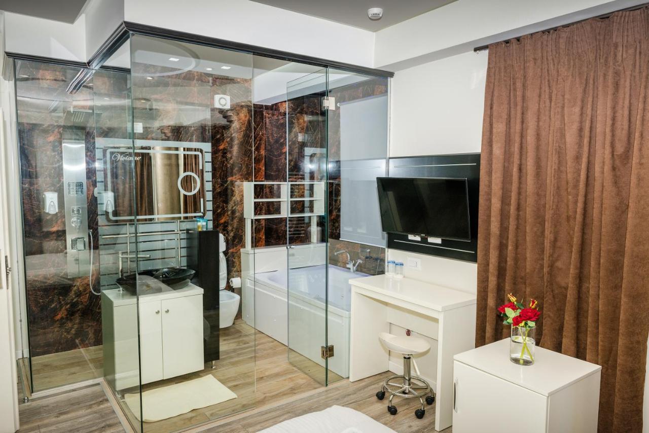 Hotel Pazari Korce Esterno foto