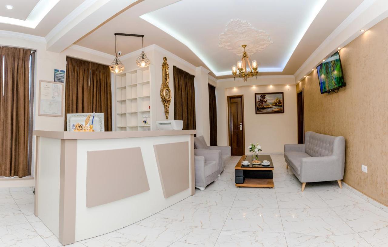 Hotel Pazari Korce Esterno foto