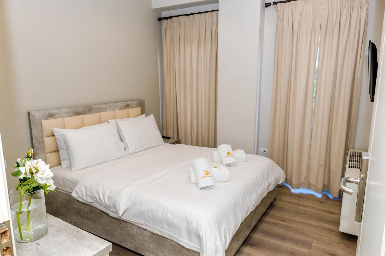Hotel Pazari Korce Esterno foto